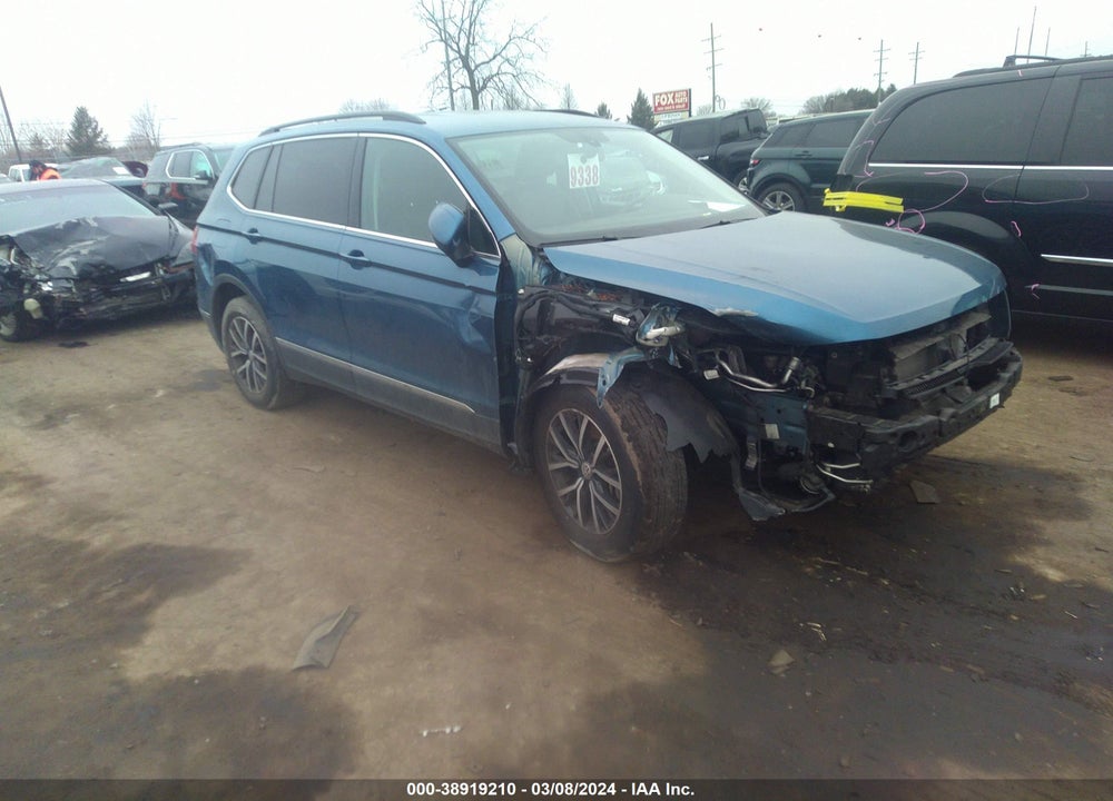 2020 VOLKSWAGEN TIGUAN VIN: 3VV2B7AXXLM029631