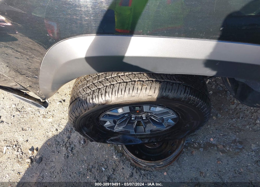 2021 TOYOTA TACOMA TRD OFF ROAD VIN: 3TMCZ5AN2MM411185