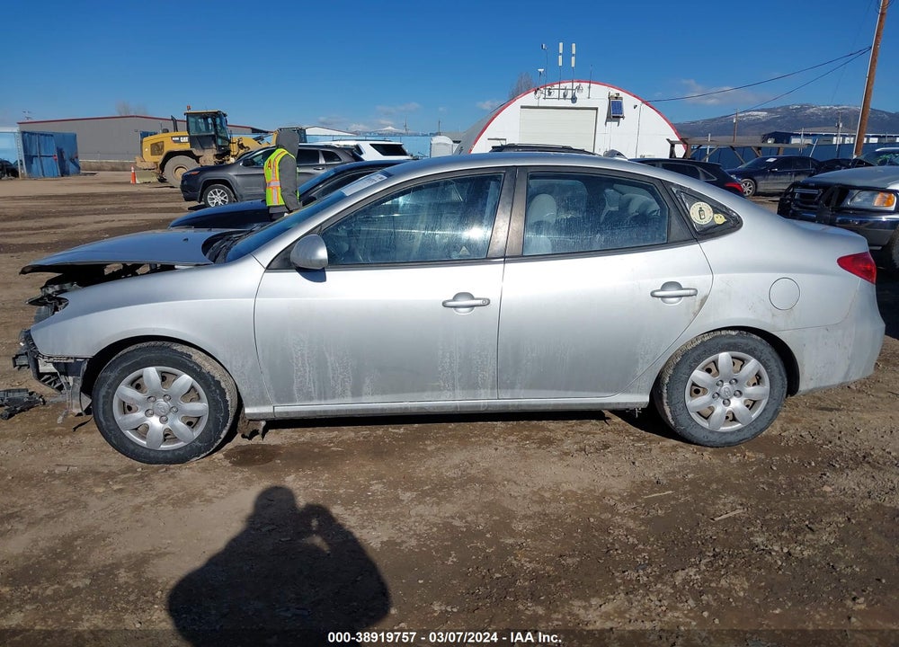 2008 HYUNDAI ELANTRA GLS/SE VIN: KMHDU46D98U517644