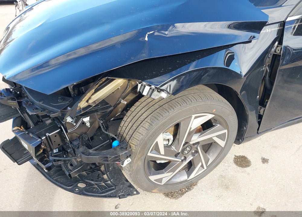 2024 HYUNDAI ELANTRA SEL VIN: KMHLS4DG1RU676500