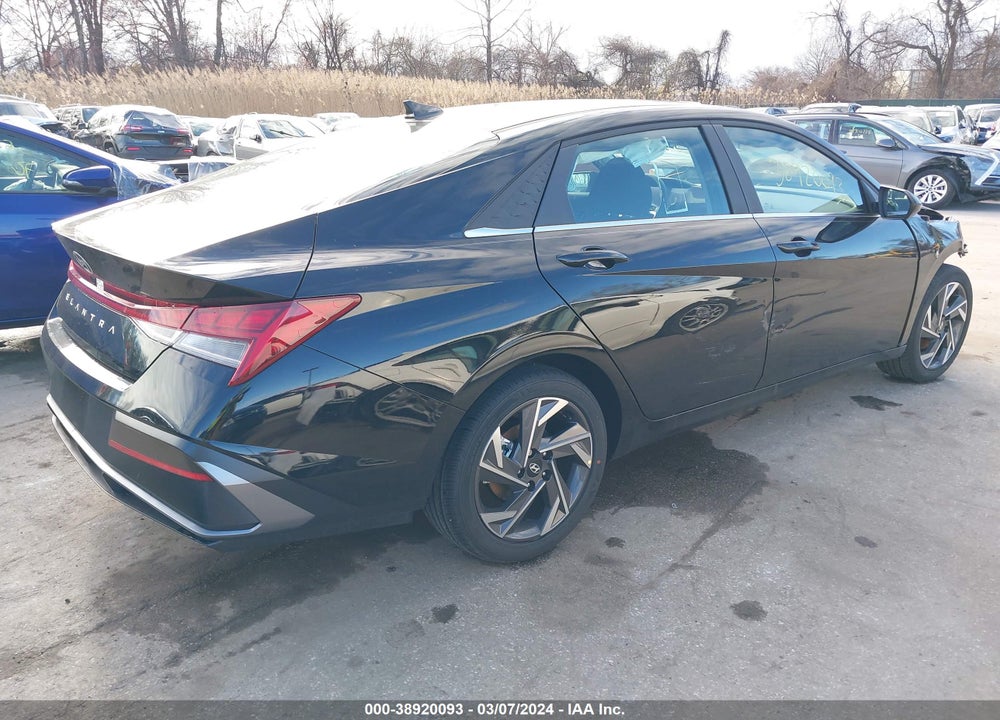 2024 HYUNDAI ELANTRA SEL VIN: KMHLS4DG1RU676500