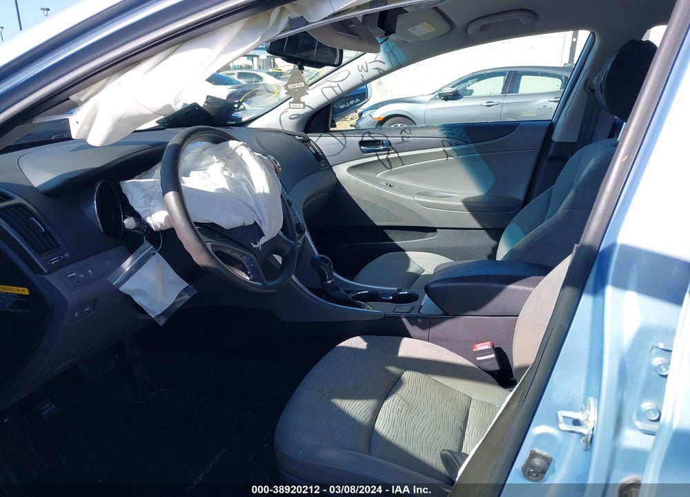 2013 HYUNDAI SONATA HYBRID VIN: KMHEC4A40DA087836