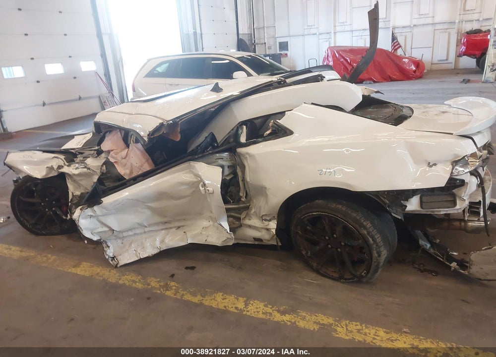 2015 CHEVROLET CAMARO 2SS VIN: 2G1FJ1EW3F9144479