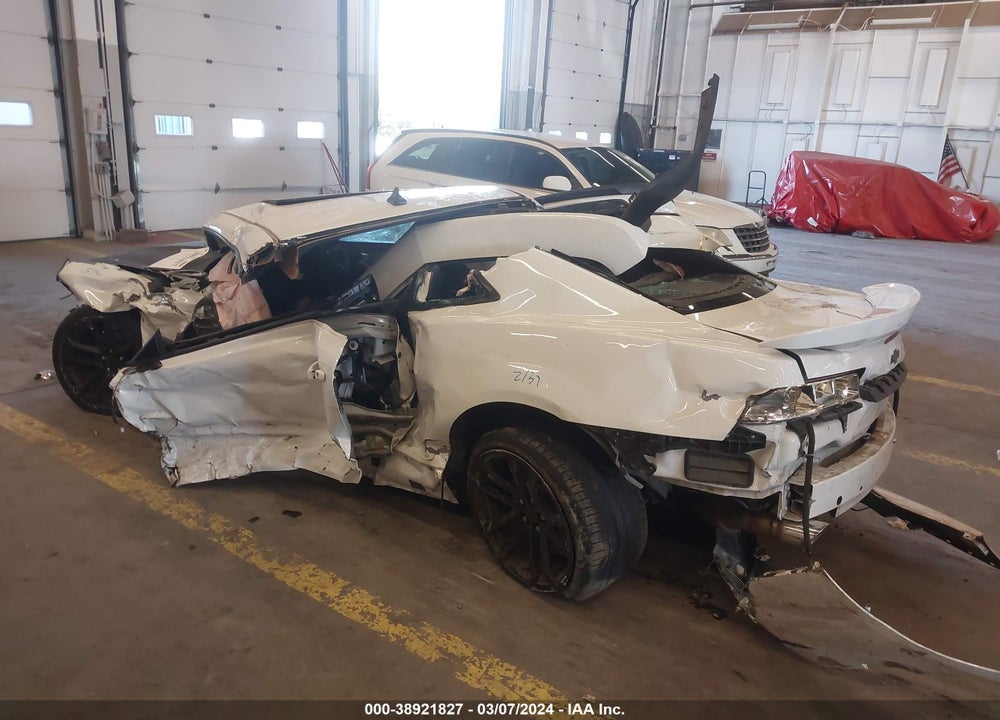 2015 CHEVROLET CAMARO 2SS VIN: 2G1FJ1EW3F9144479