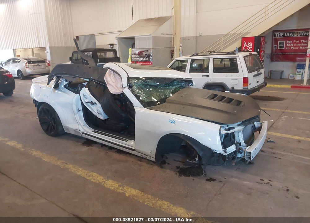 2015 CHEVROLET CAMARO 2SS VIN: 2G1FJ1EW3F9144479