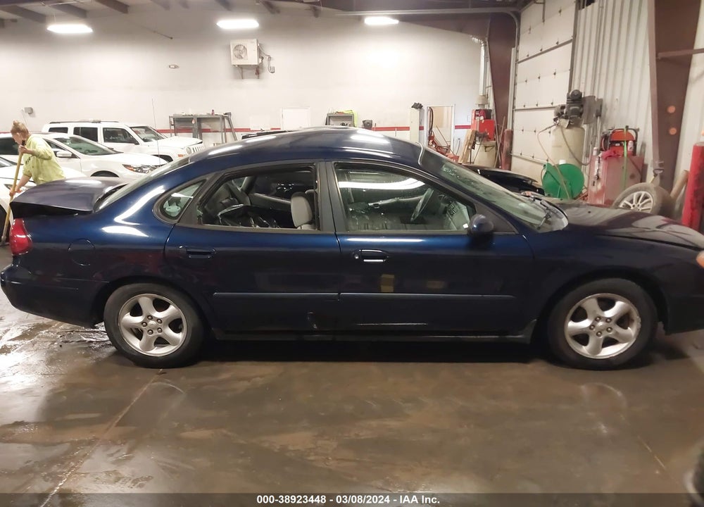 2001 FORD TAURUS SES VIN: 1FAFP55U91G168510
