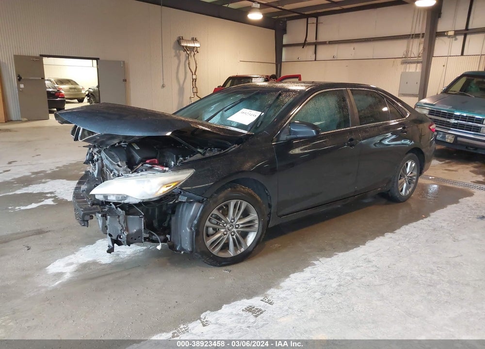 2015 TOYOTA CAMRY SE VIN: 4T1BF1FK8FU986266