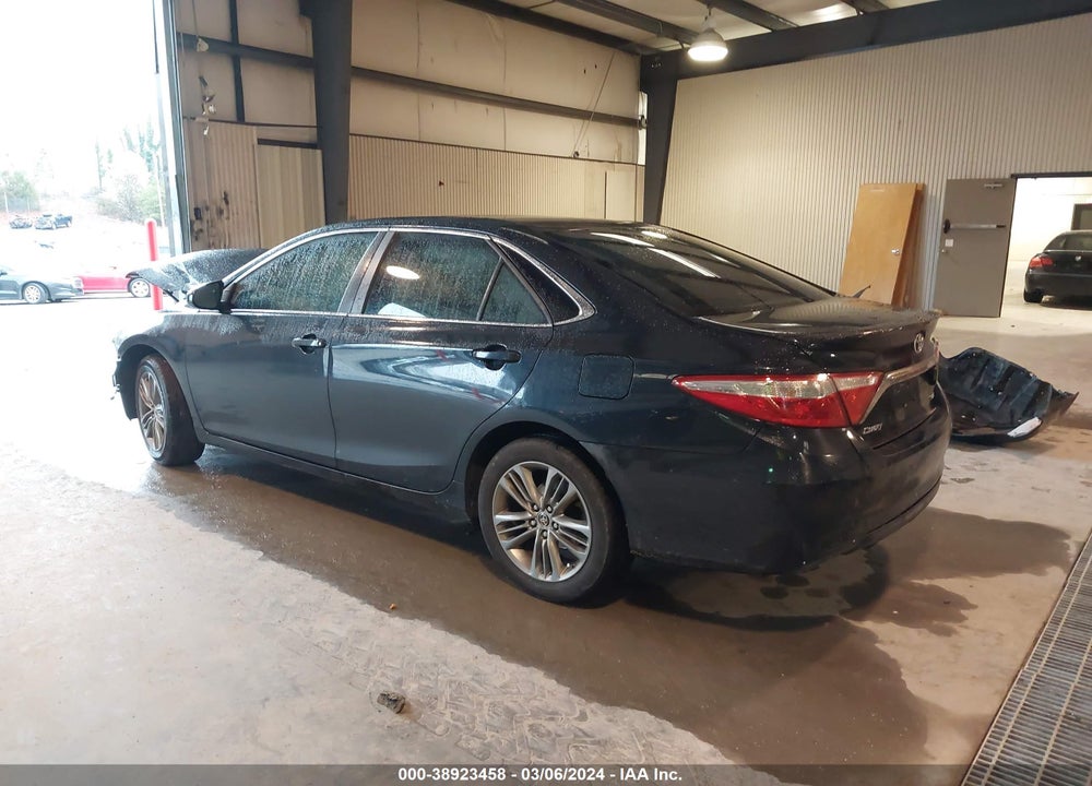2015 TOYOTA CAMRY SE VIN: 4T1BF1FK8FU986266