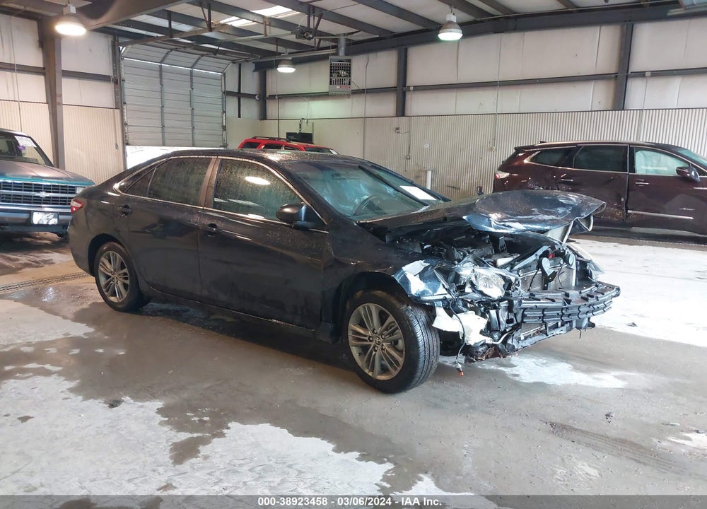 2015 TOYOTA CAMRY SE VIN: 4T1BF1FK8FU986266