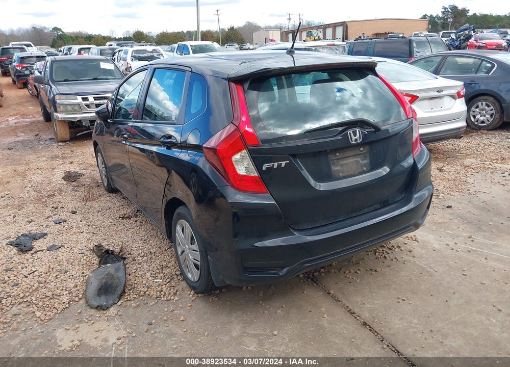 2018 HONDA FIT LX VIN: 3HGGK5H40JM736577