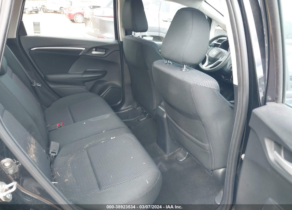 2018 HONDA FIT LX VIN: 3HGGK5H40JM736577