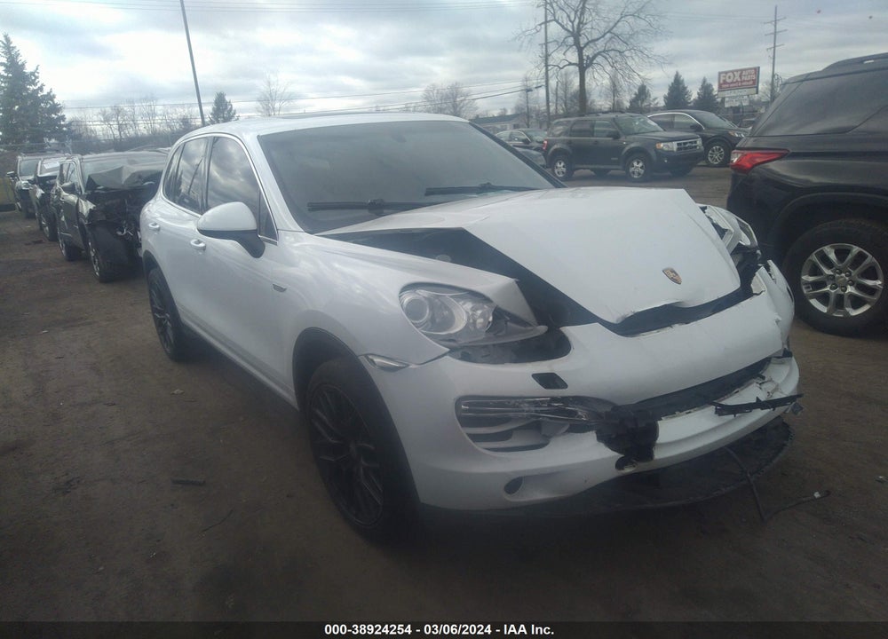 2012 PORSCHE CAYENNE VIN: WP1AA2A25CLA08836