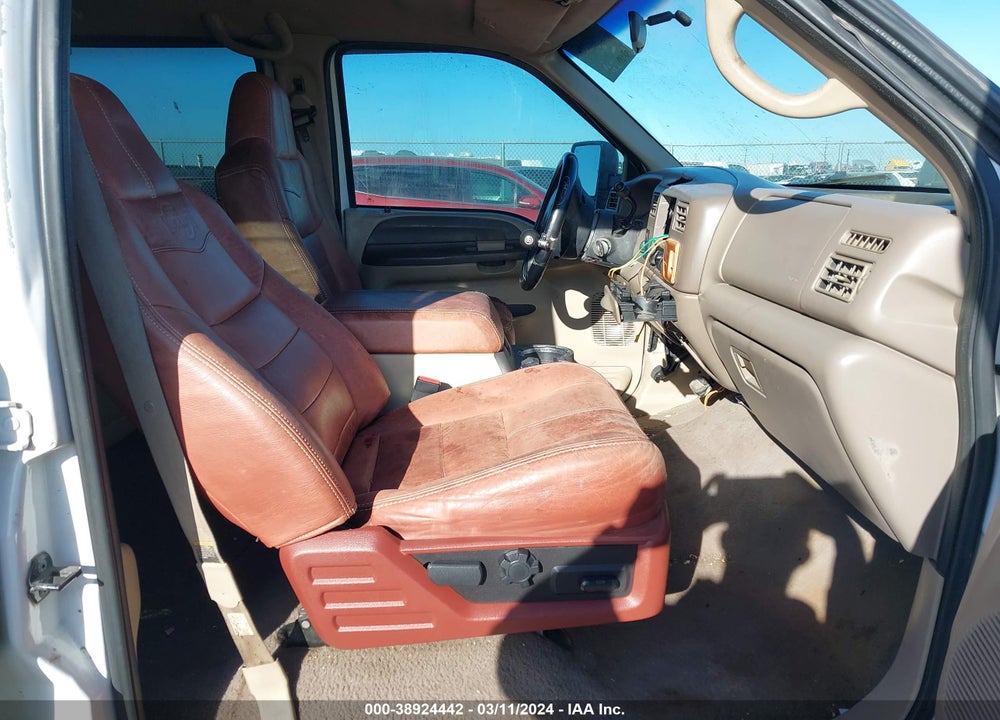 2000 FORD F-250 LARIAT/XL/XLT VIN: 1FTNW21L1YEB74117