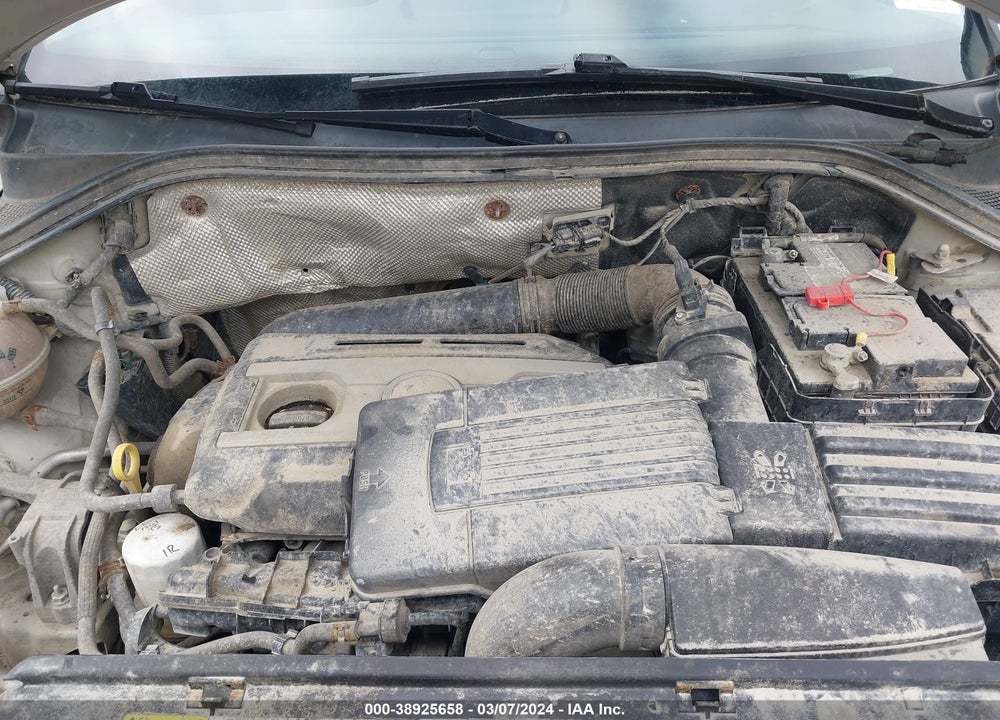 2015 VOLKSWAGEN TIGUAN SE VIN: WVGBV7AX5FW516693