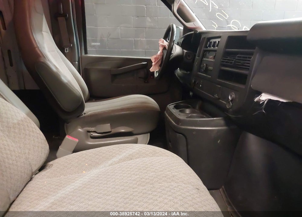 2016 CHEVROLET EXPRESS 3500 WORK VAN VIN: 1GCZGHFG2G1298027