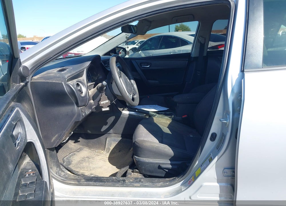 2017 TOYOTA COROLLA LE VIN: 5YFBURHE8HP697789