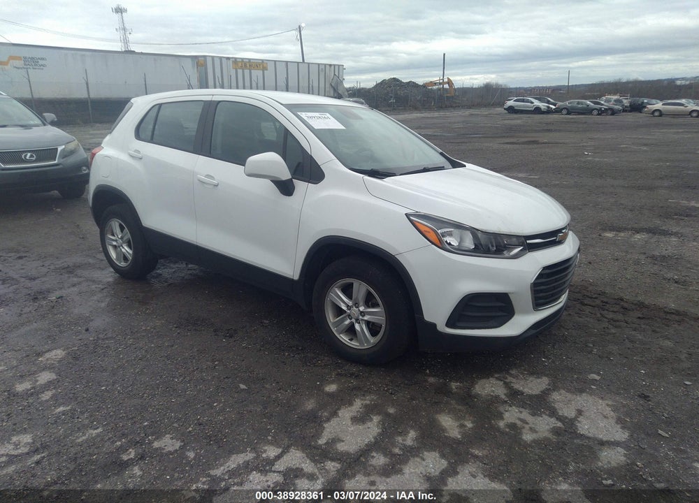2018 CHEVROLET TRAX LS VIN: KL7CJNSB7JB561949