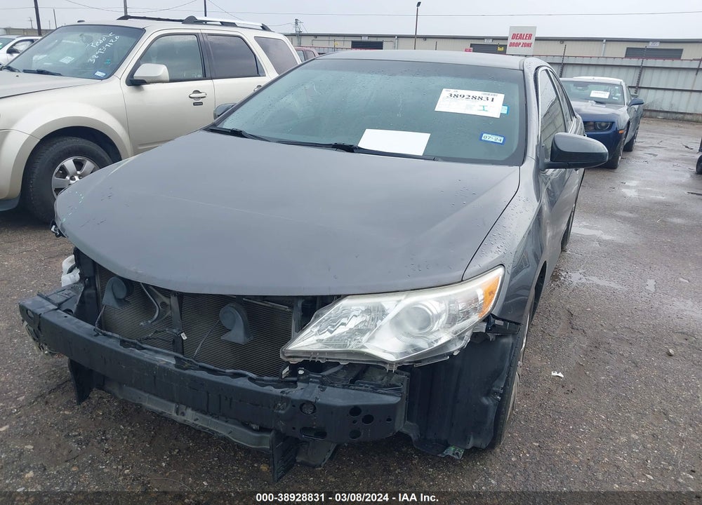 2014 TOYOTA CAMRY LE VIN: 4T4BF1FK0ER386085