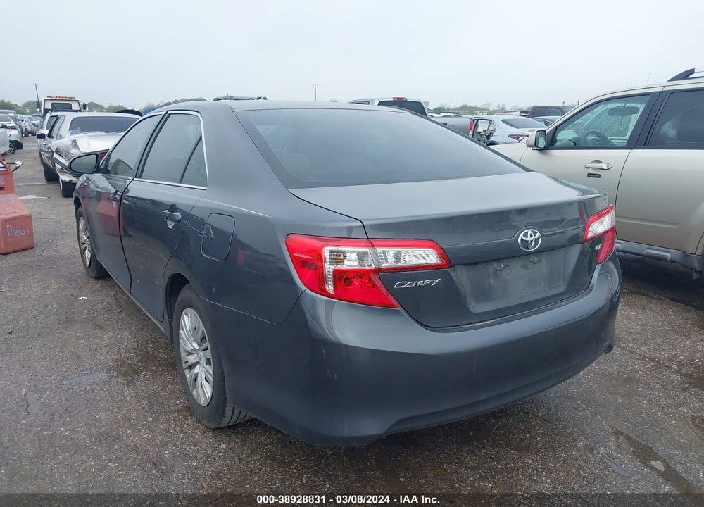2014 TOYOTA CAMRY LE VIN: 4T4BF1FK0ER386085