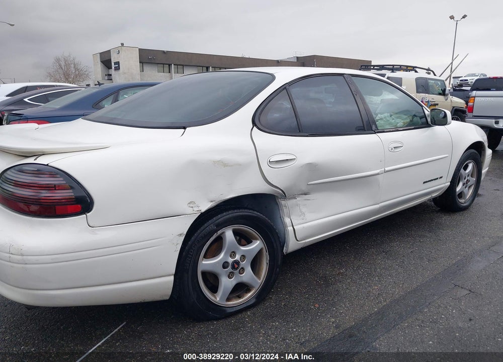 2002 PONTIAC GRAND PRIX SE VIN: 1G2WK52JX2F249837