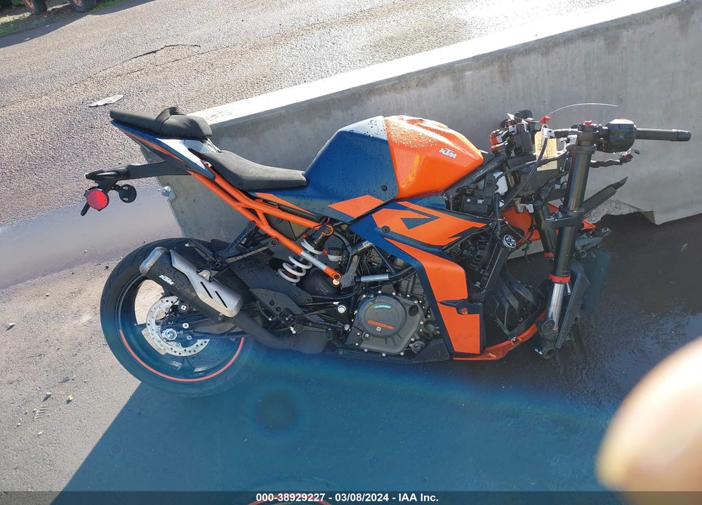 2023 KTM 390 VIN: MD2JYJ401PC226676