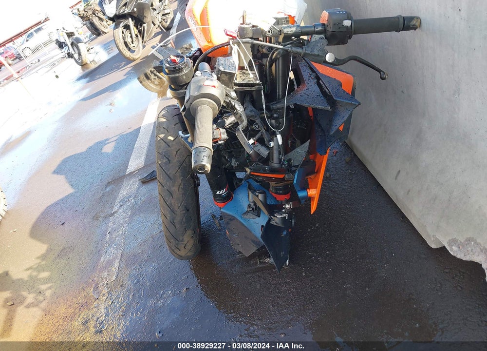 2023 KTM 390 VIN: MD2JYJ401PC226676