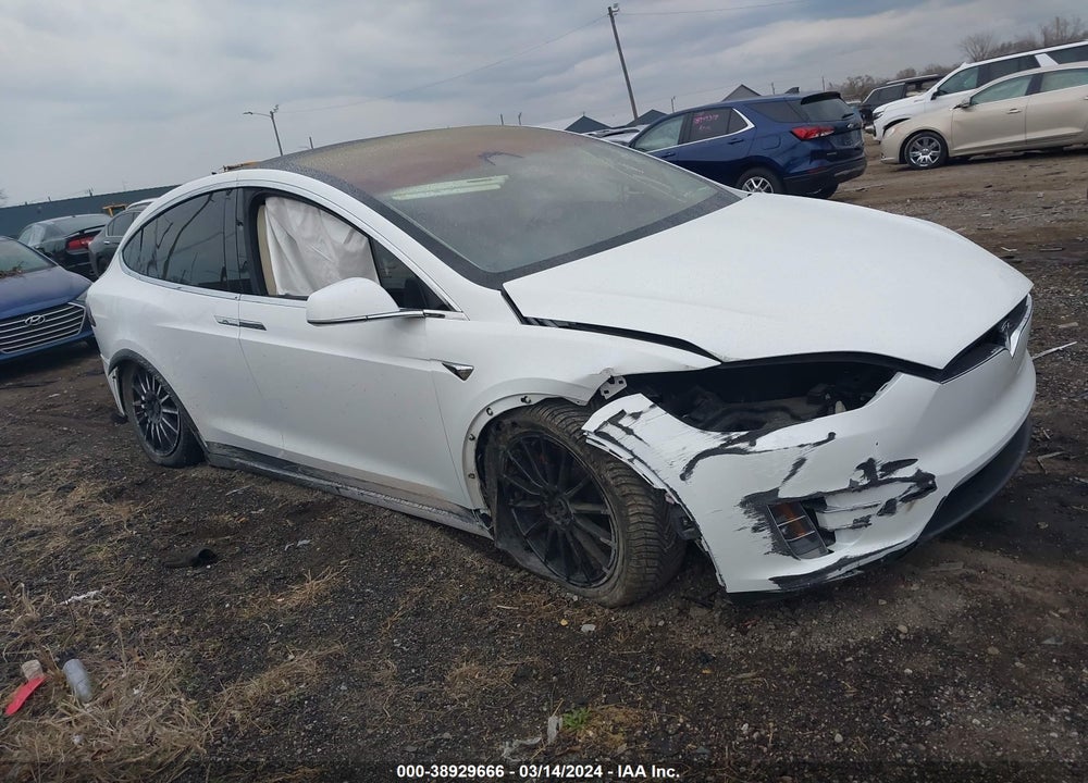 2019 TESLA MODEL X P100D/PERFORMANCE VIN: 5YJXCBE48KF180359