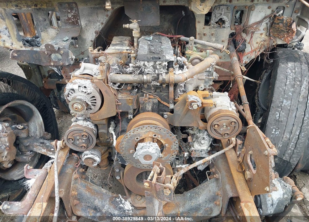 2015 FREIGHTLINER CHASSIS B2B VIN: 4UZABRDUXFCGK9769