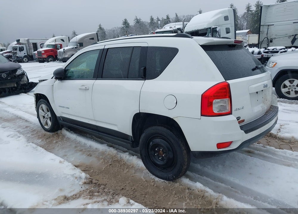 2012 JEEP COMPASS LATITUDE VIN: 1C4NJDEB5CD563563