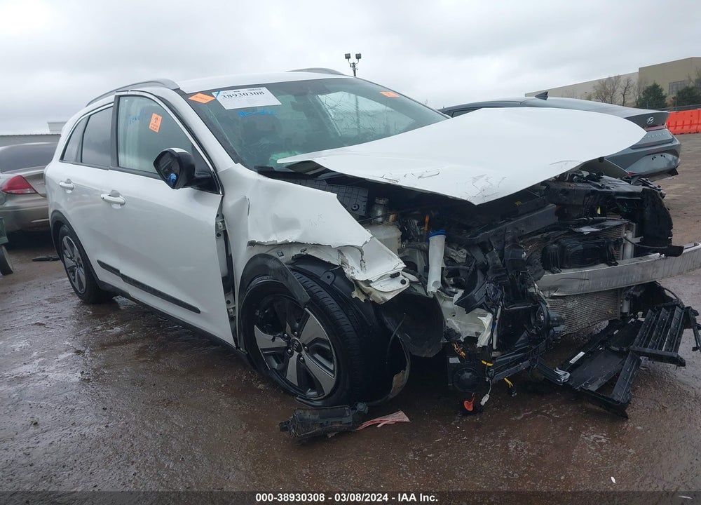 2018 KIA NIRO LX VIN: KNDCB3LC8J5157701