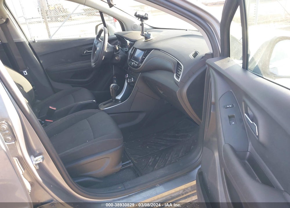 2020 CHEVROLET TRAX AWD LT VIN: 3GNCJPSB5LL290638