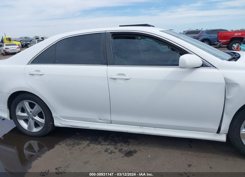 2011 TOYOTA CAMRY SE VIN: 4T1BF3EK9BU627306