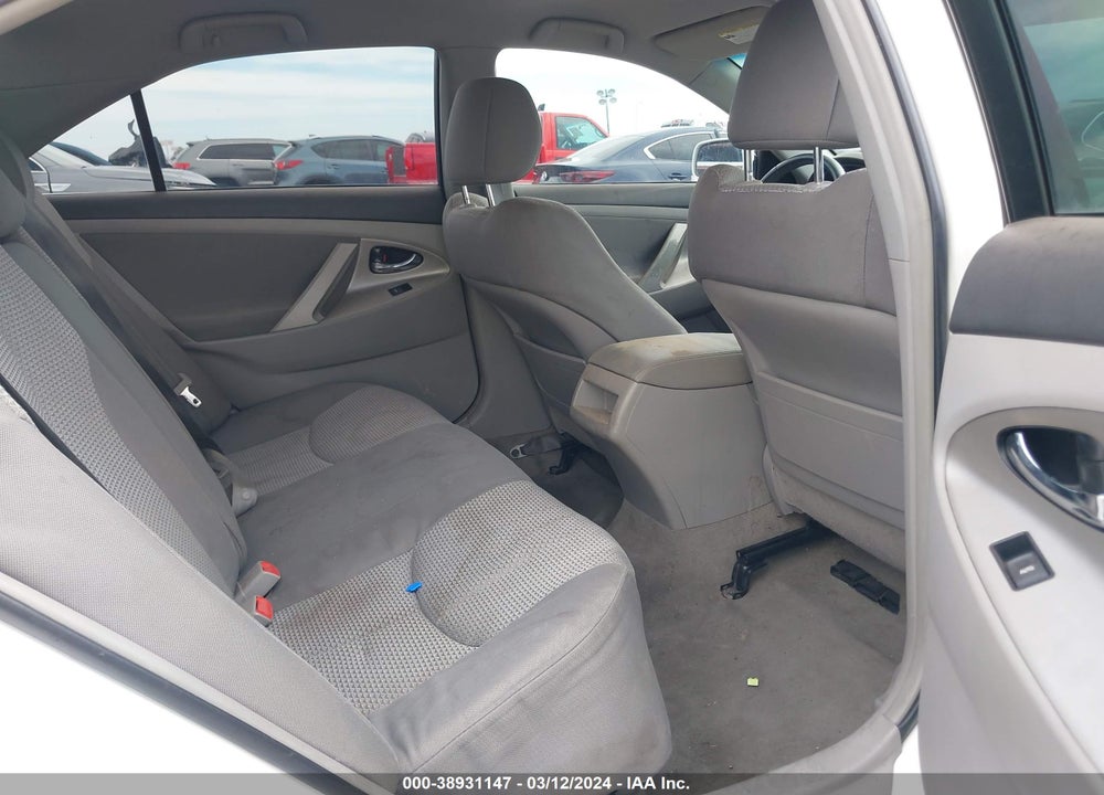 2011 TOYOTA CAMRY SE VIN: 4T1BF3EK9BU627306