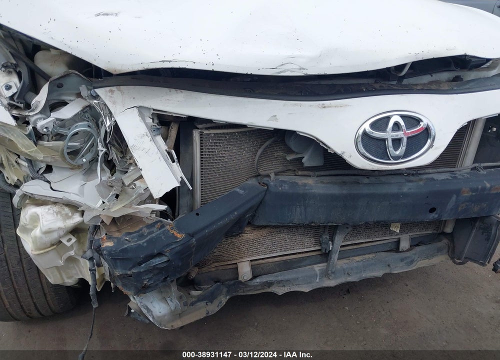 2011 TOYOTA CAMRY SE VIN: 4T1BF3EK9BU627306
