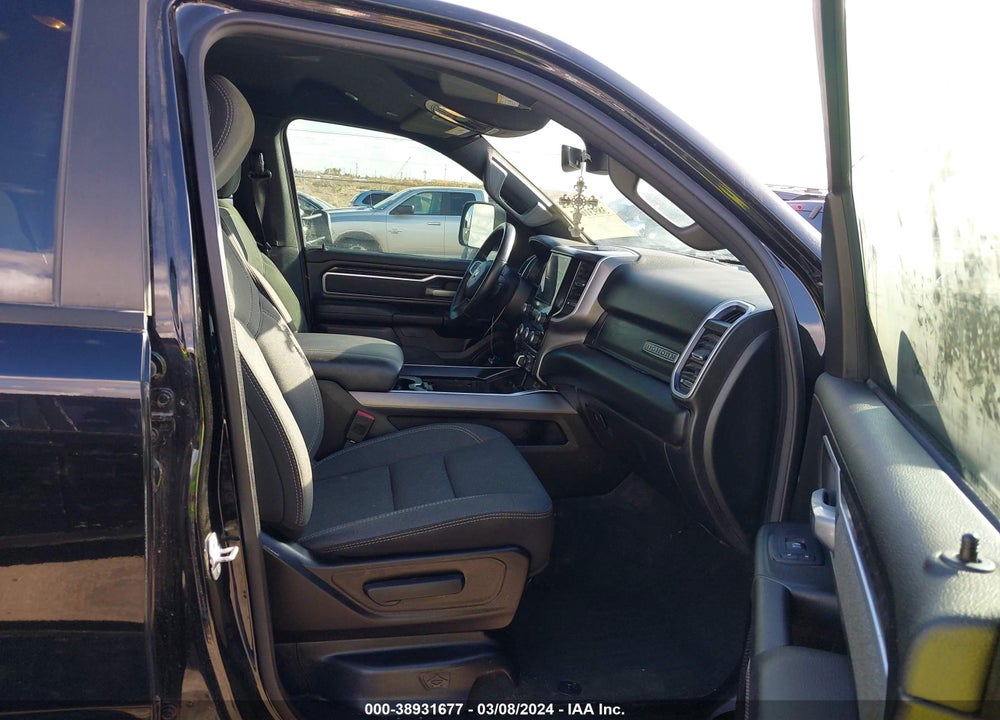 2022 RAM 1500 BIG HORN QUAD CAB 4X2 6'4 BOX VIN: 1C6RREBT4NN126848