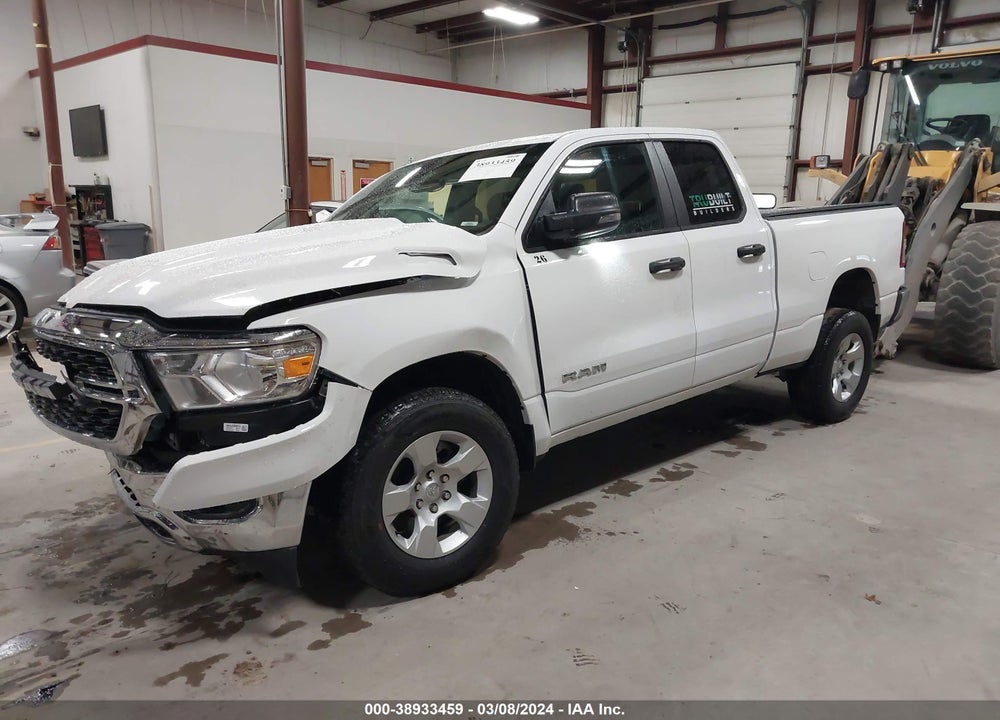 2024 RAM 1500 BIG HORN QUAD CAB 4X4 6'4 BOX VIN: 1C6SRFBT0RN164851