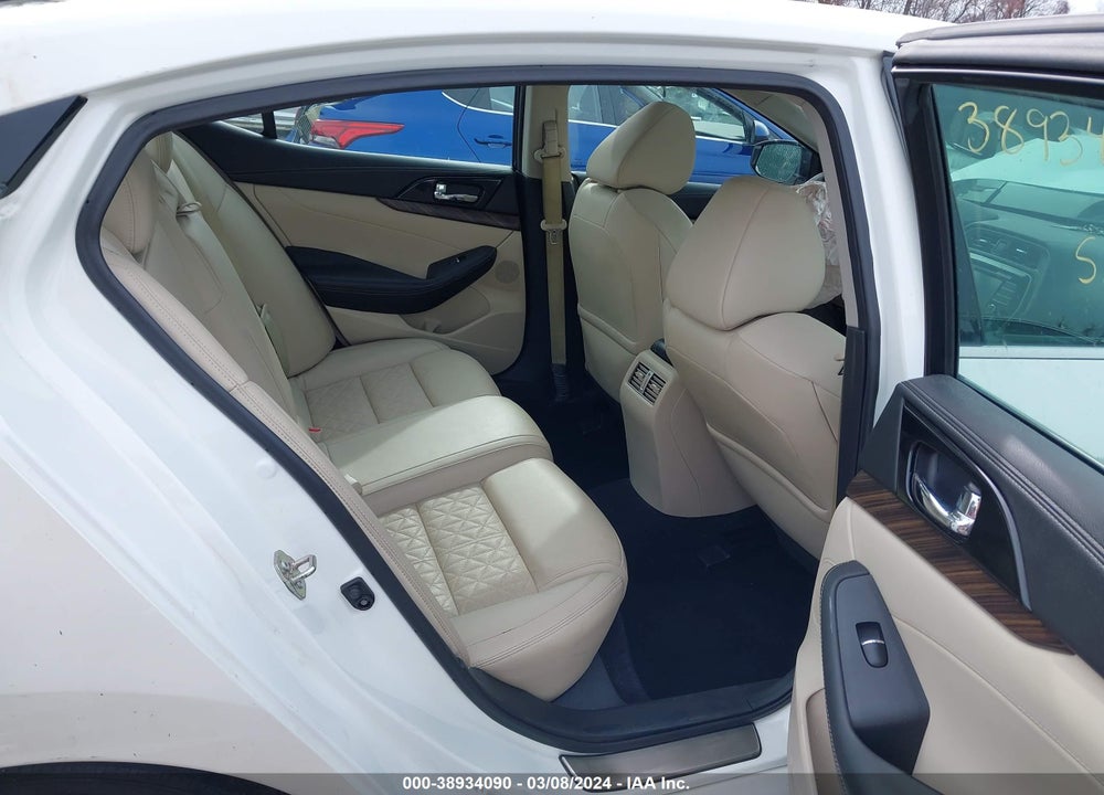 2017 NISSAN MAXIMA 3.5 PLATINUM VIN: 1N4AA6AP0HC435942