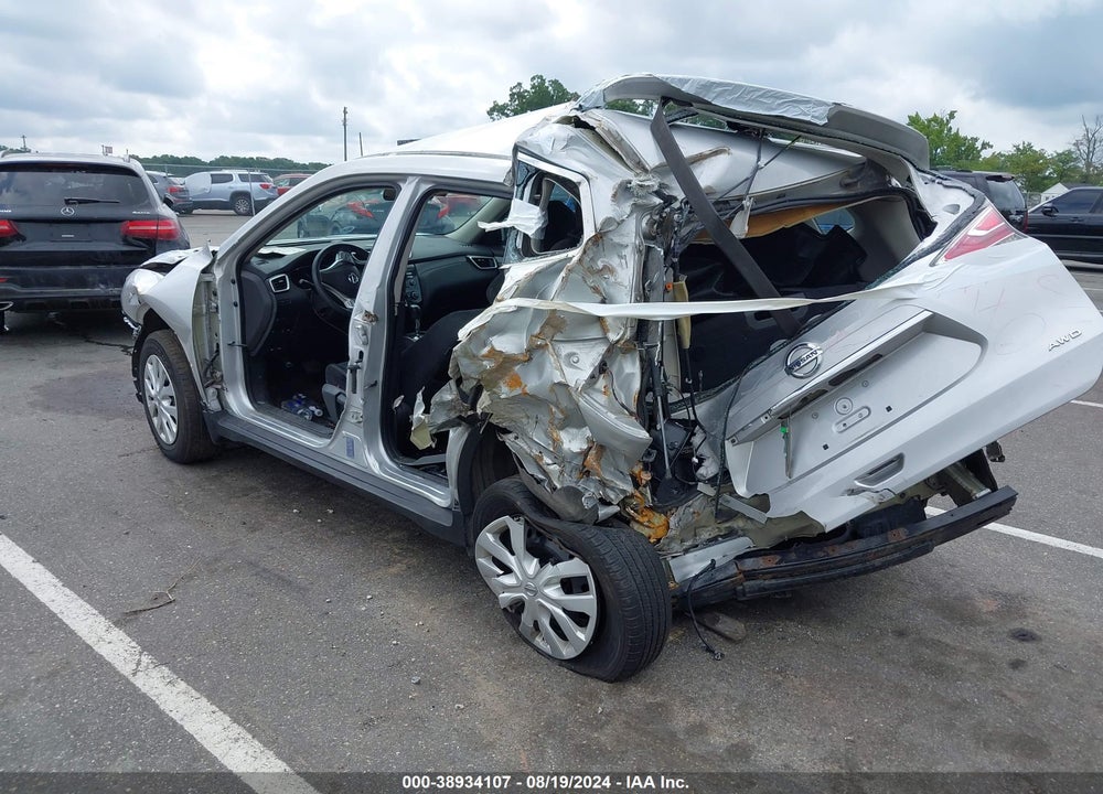2016 NISSAN ROGUE S VIN: 5N1AT2MV0GC843715