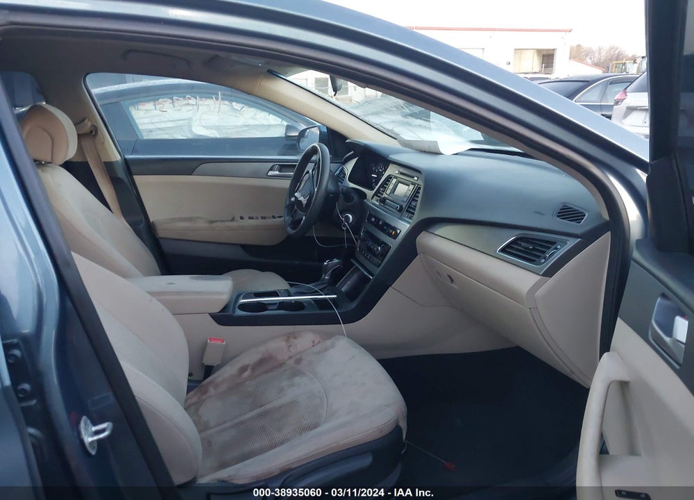 2017 HYUNDAI SONATA VIN: 5NPE24AF2HH517762