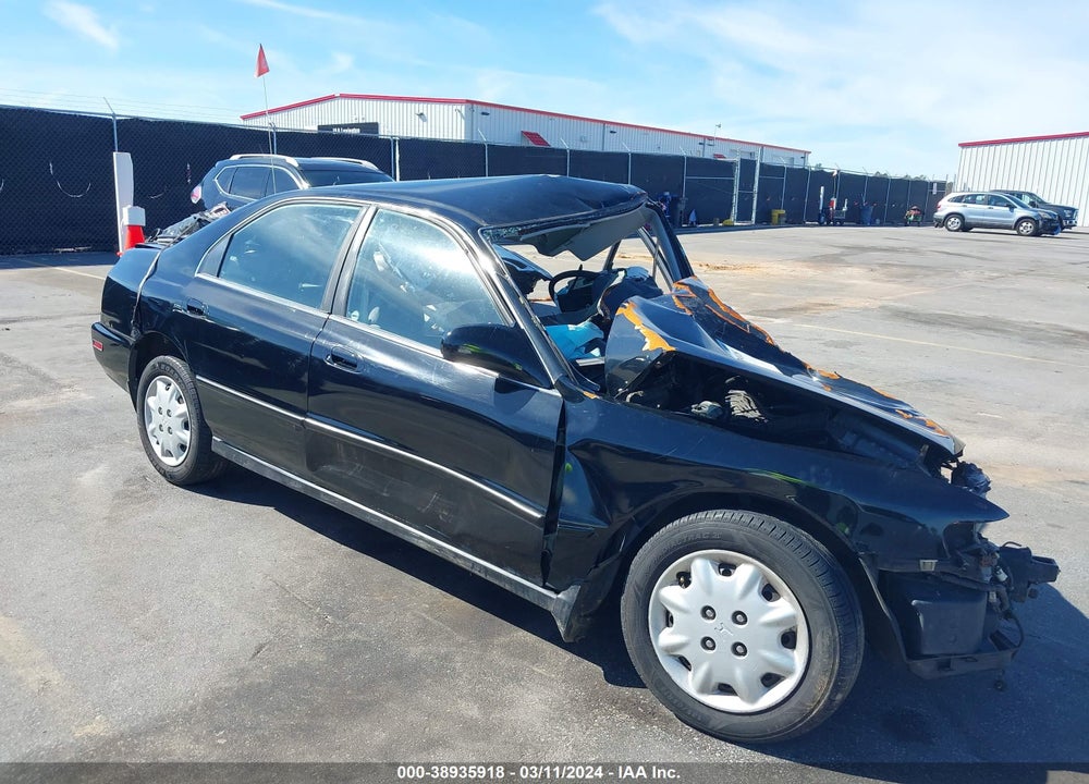 1996 HONDA ACCORD LX/EX VIN: 1HGCD5631TA095264