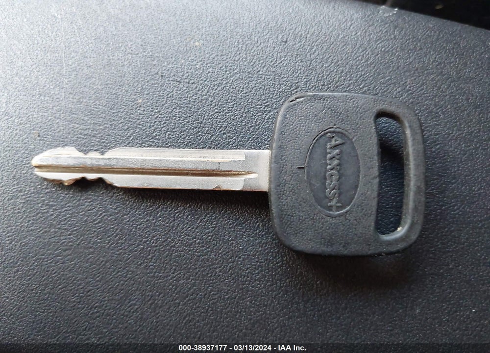 2009 SCION XB VIN: JTLKE50E691094125