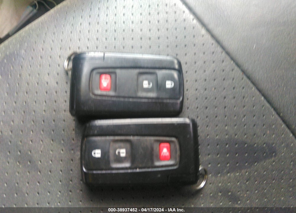 2008 TOYOTA PRIUS VIN: JTDKB20U587700472