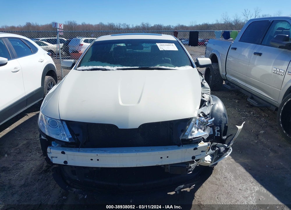 2009 LINCOLN MKS VIN: 1LNHM94R29G627884