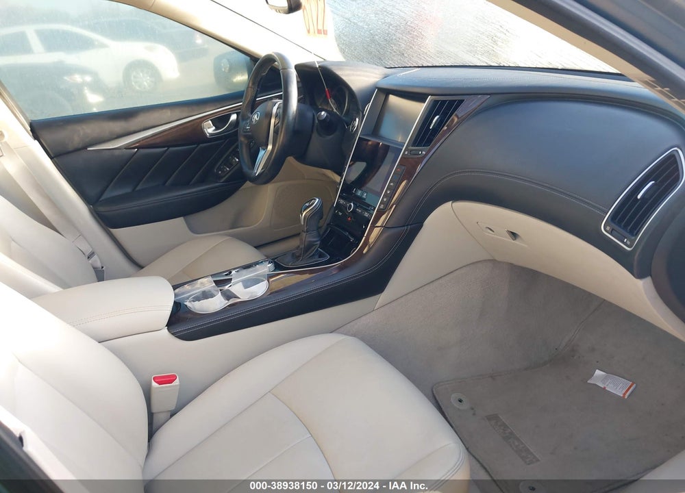2018 INFINITI Q50 3.0T LUXE VIN: JN1EV7AP2JM354496