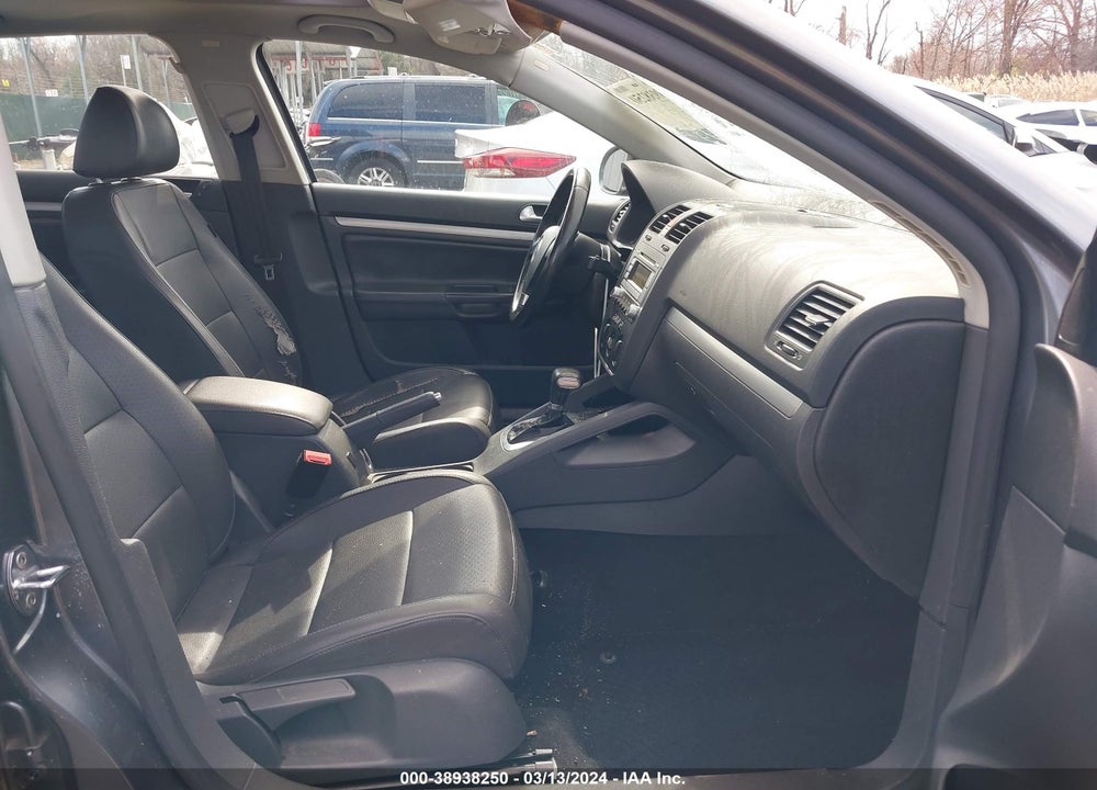 2008 VOLKSWAGEN JETTA SE/SEL VIN: 3VWRM71K28M106279