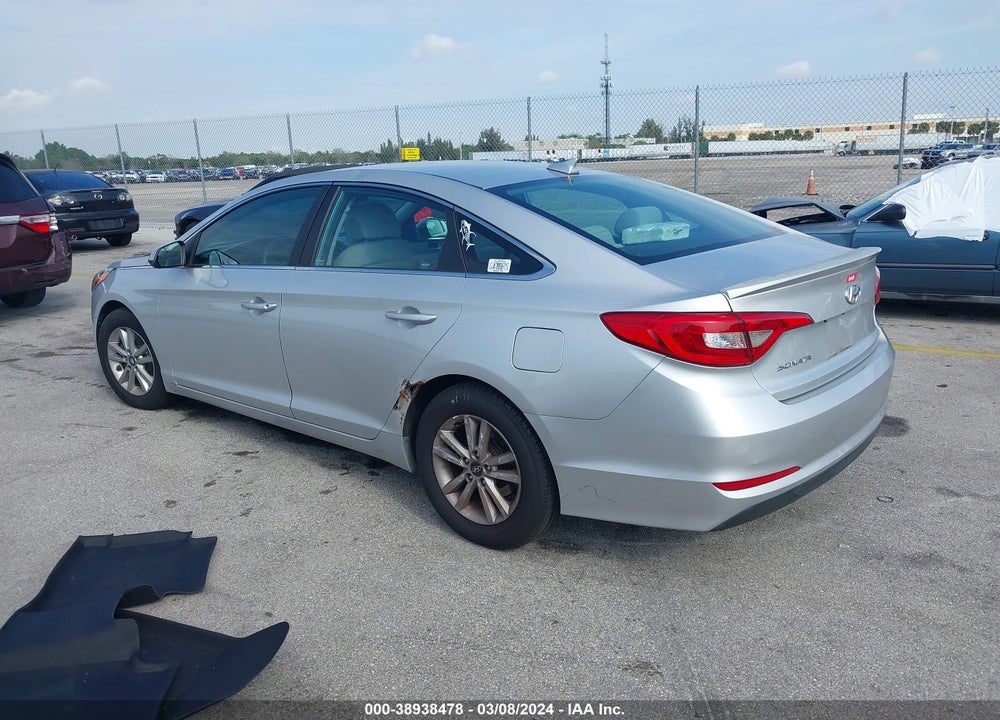 2016 HYUNDAI SONATA SE VIN: 5NPE24AF7GH352564