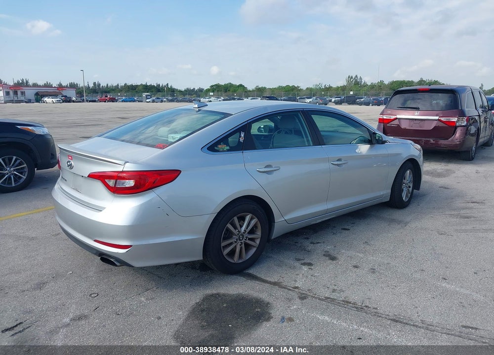 2016 HYUNDAI SONATA SE VIN: 5NPE24AF7GH352564