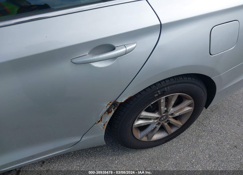 2016 HYUNDAI SONATA SE VIN: 5NPE24AF7GH352564