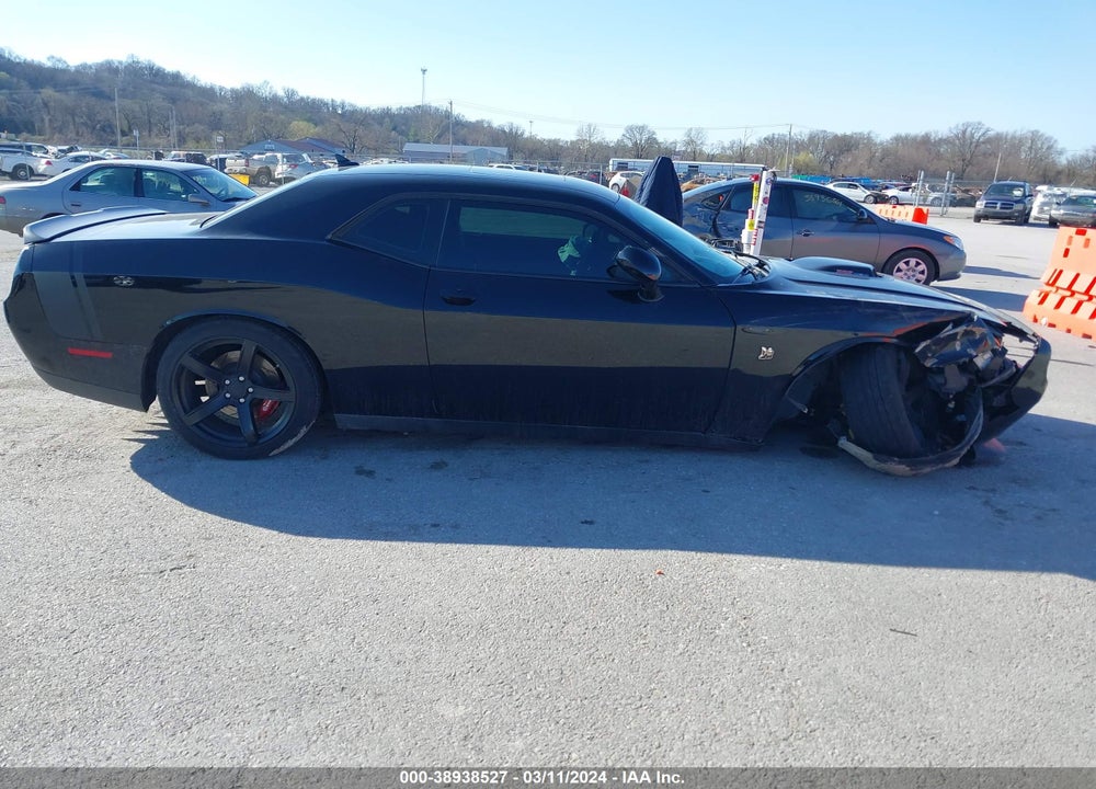 2016 DODGE CHALLENGER 392 HEMI SCAT PACK SHAKER VIN: 2C3CDZFJ1GH165913