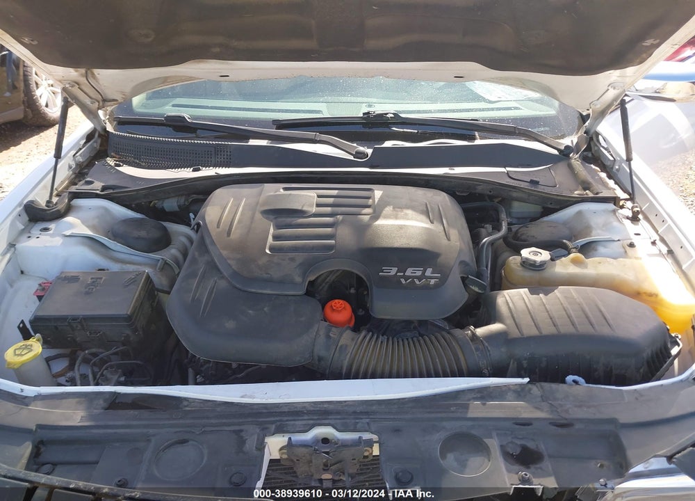 2014 CHRYSLER 300 VIN: 2C3CCAAG6EH189914